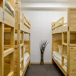 Uhome Kanda Hostel